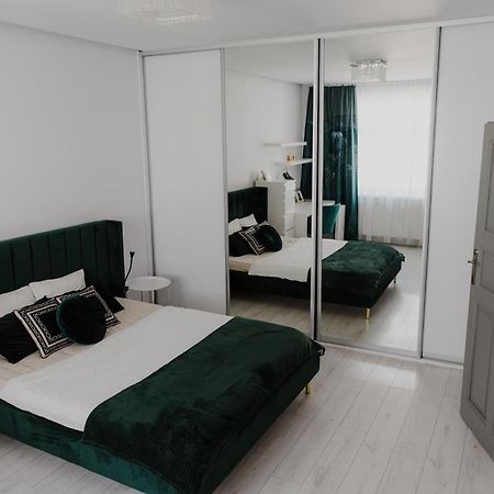 Ah Zimna Apartment โกชิเซ ภายนอก รูปภาพ