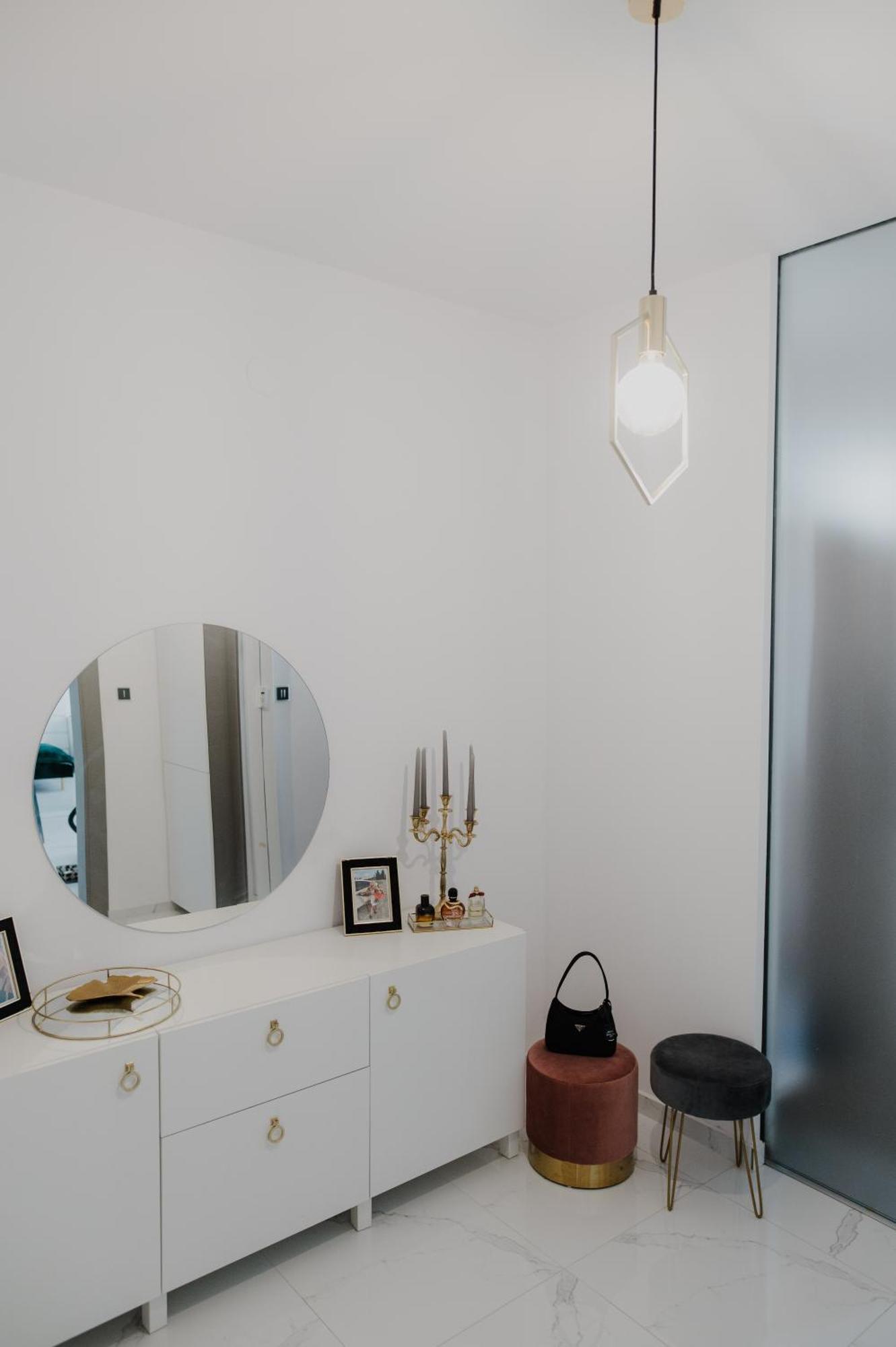 Ah Zimna Apartment โกชิเซ ภายนอก รูปภาพ