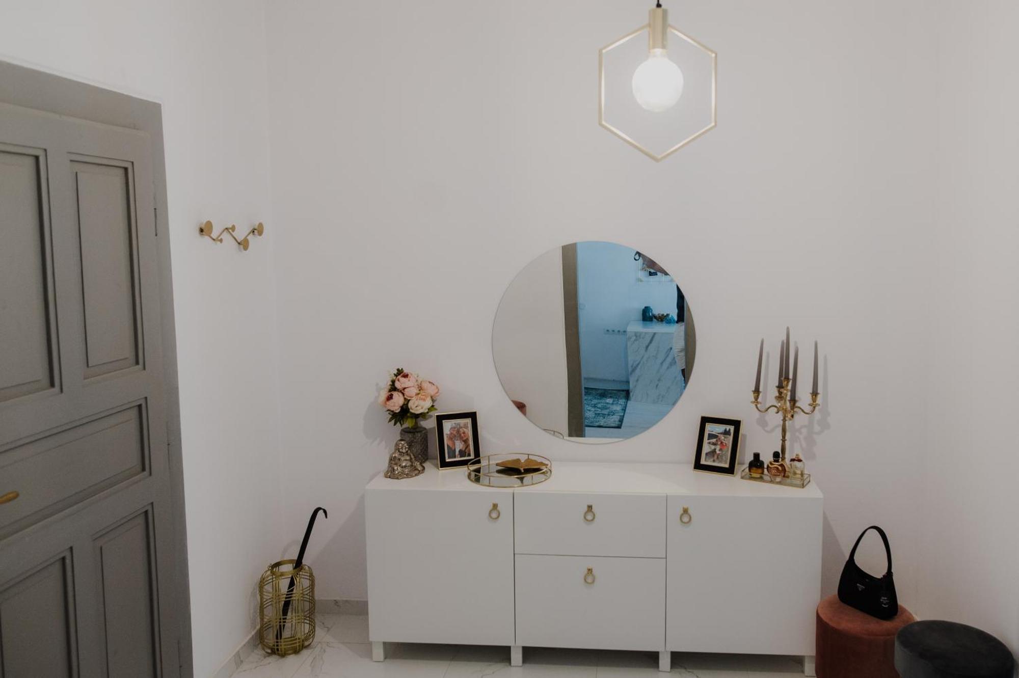 Ah Zimna Apartment โกชิเซ ภายนอก รูปภาพ